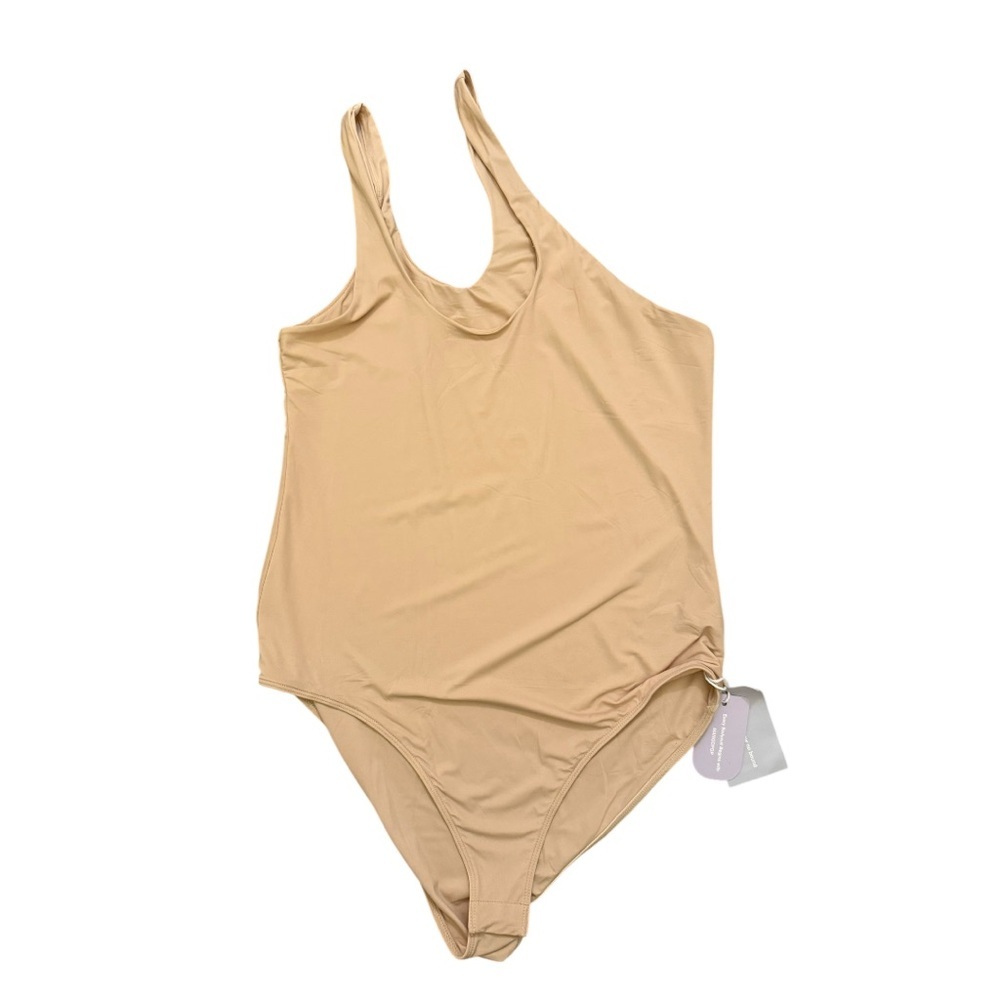 One-Shoulder Tan Bodysuit - Picture 3 of 7